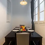 Canela Homes Midterm Monumental